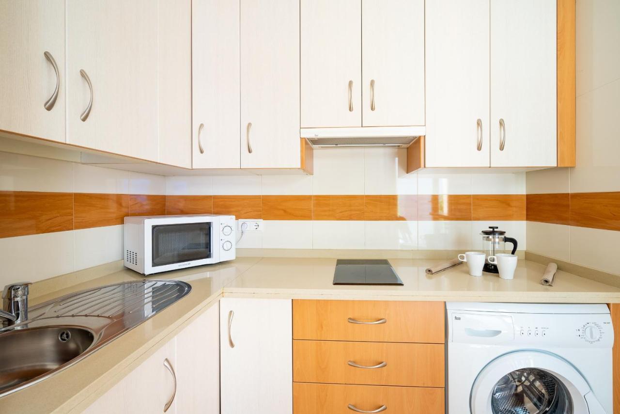 Homeabout Fresca Apartment I مالقة المظهر الخارجي الصورة